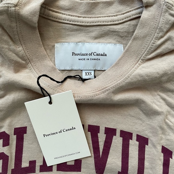 NWT Province of Canada Monday Tee - Leslieville Design in Taupe - Picture 3 of 6